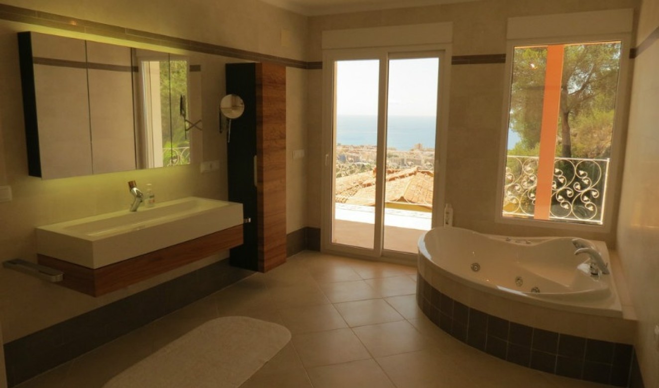 Long term Rentals - Villas - Calpe - Calpe Town Centre