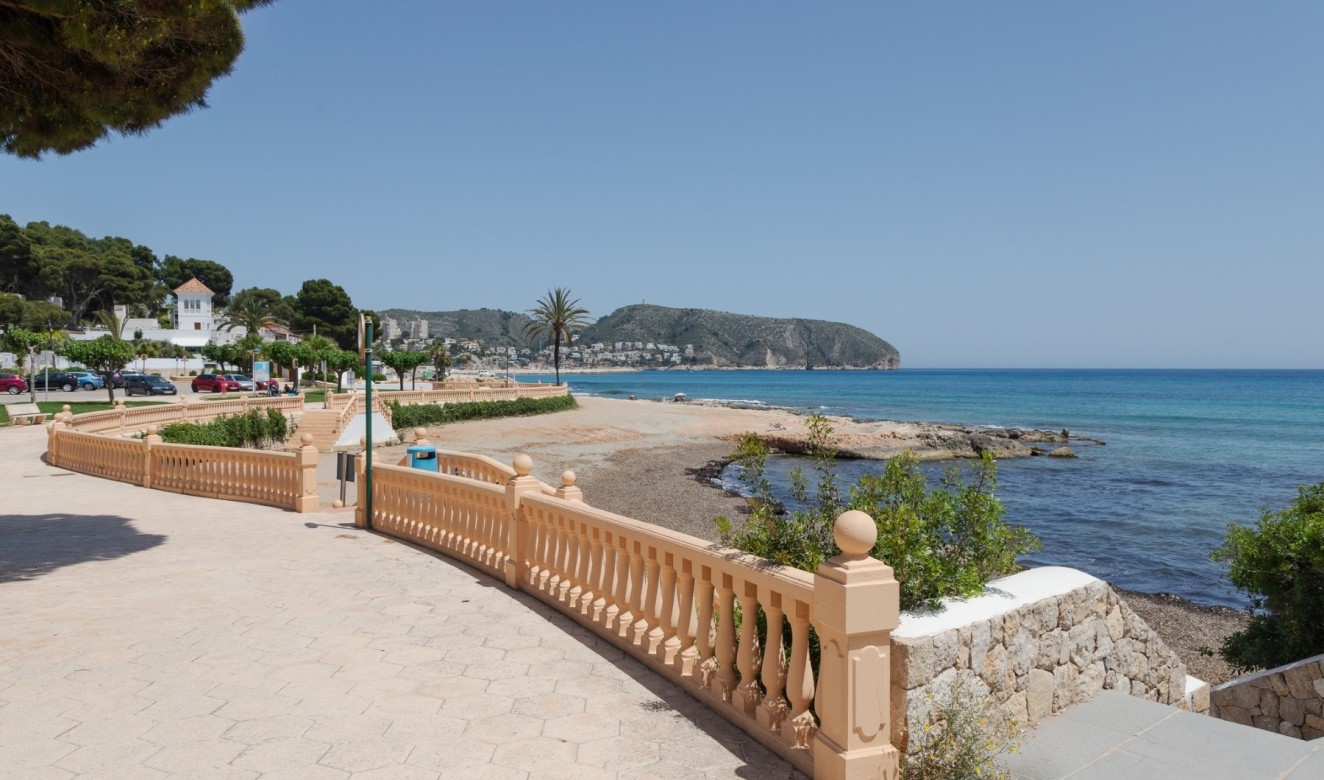 Long term Rentals - Commercial Premises - Moraira - La Cometa