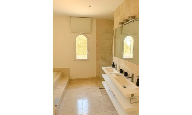 Alquiler a largo plazo - Villas - Chalets - Moraira - El Portet