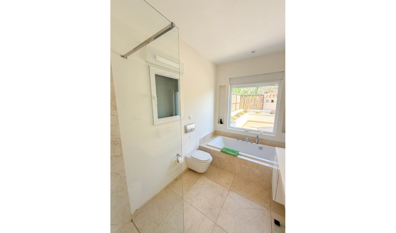 Alquiler a largo plazo - Villas - Chalets - Moraira - El Portet