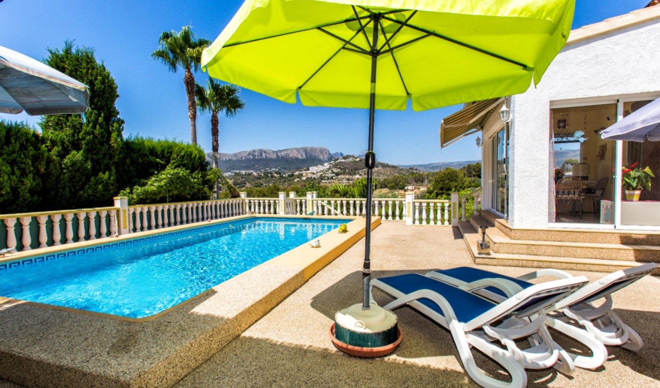 Alquiler a largo plazo - Villas - Chalets - Calpe - La Cometa