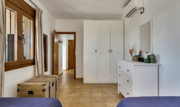 Alquiler a largo plazo - Villas - Chalets - Benissa - La Fustera