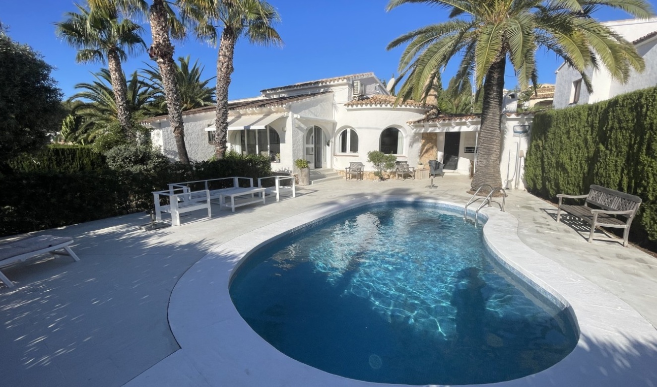 Alquiler a largo plazo - Villas - Chalets - Moraira