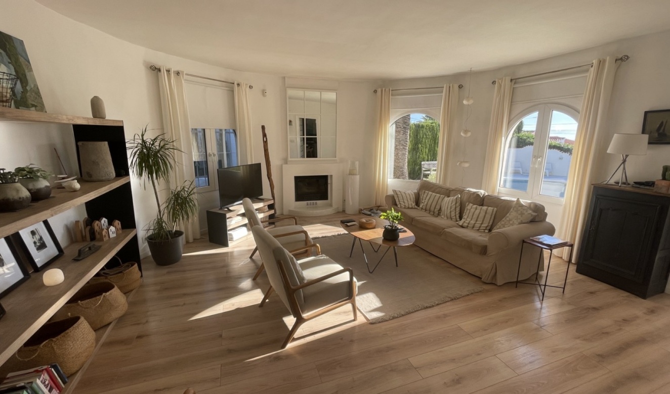 Alquiler a largo plazo - Villas - Chalets - Moraira