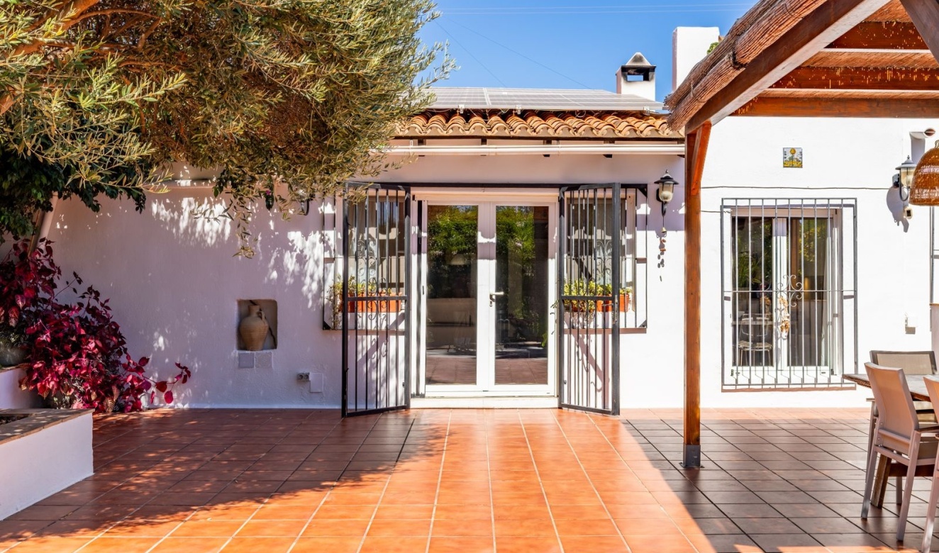 Alquiler a largo plazo - Villas - Chalets - Moraira - Baladrar