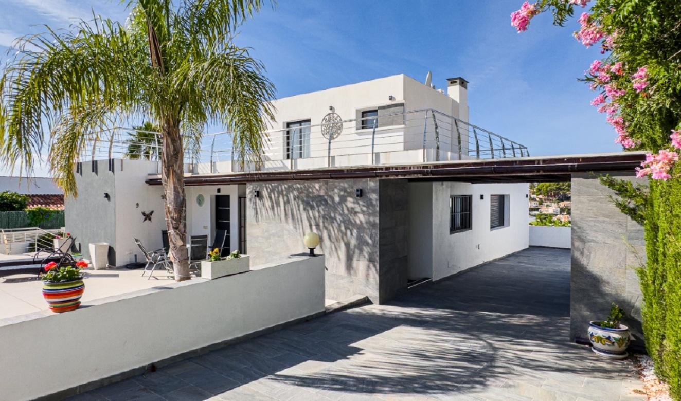 Alquiler a largo plazo - Villas - Chalets - Benissa - La Fustera