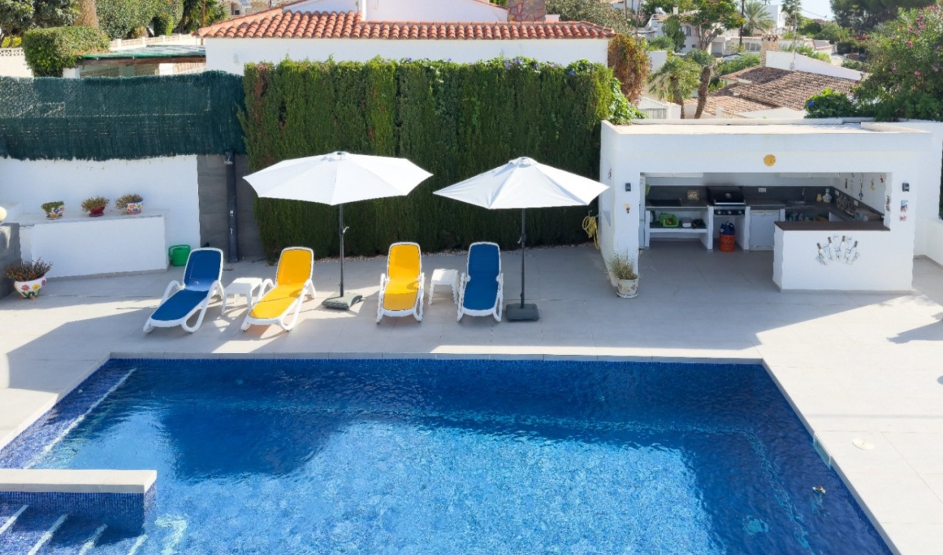 Alquiler a largo plazo - Villas - Chalets - Benissa - La Fustera