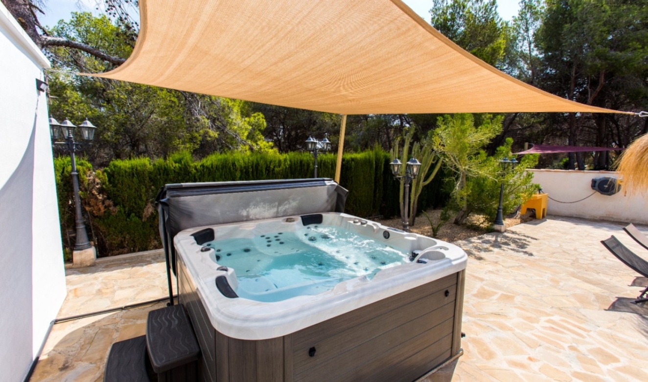 Alquiler a largo plazo - Villas - Chalets - Benissa - La Fustera