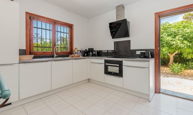 Alquiler a largo plazo - Villas - Chalets - Moraira - Pla de Mar