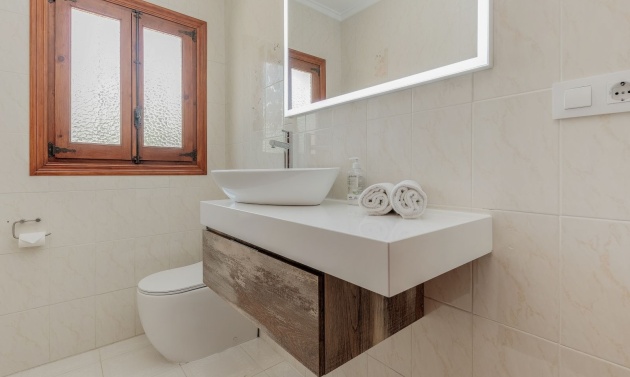 Alquiler a largo plazo - Villas - Chalets - Moraira - Pla de Mar