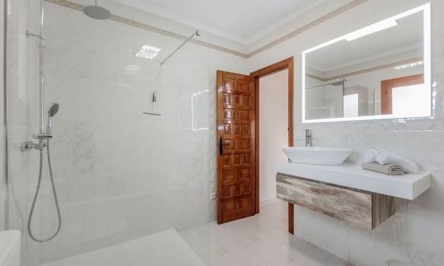 Alquiler a largo plazo - Villas - Chalets - Moraira - Pla de Mar