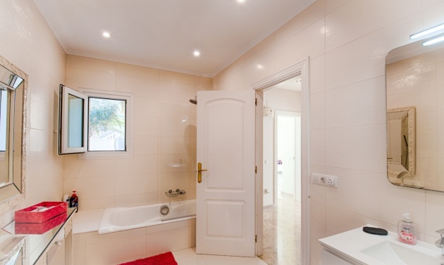 Location à long terme - Villas - Moraira