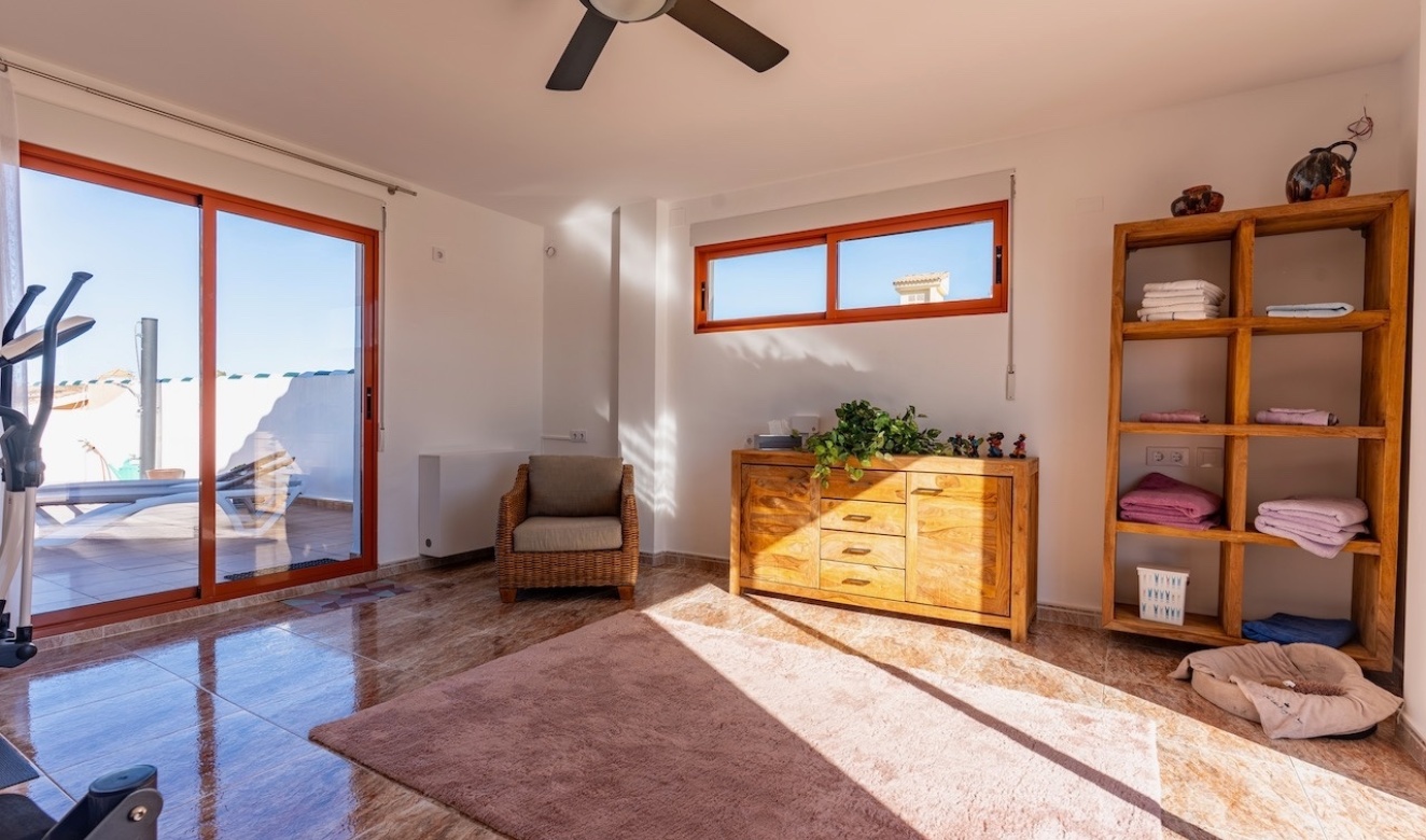 Bestaande woningen - Appartementen - Flats - Denia