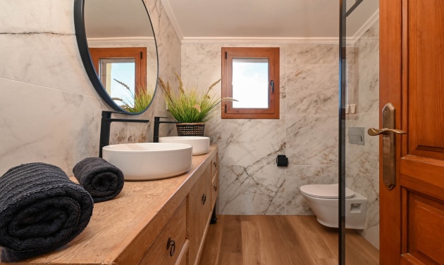 Liegenschaften - Stadthaeuser - Reihenhaeuser - Moraira