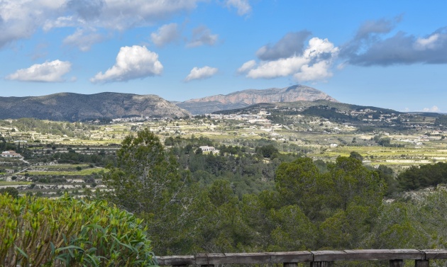 Liegenschaften - Stadthaeuser - Reihenhaeuser - Moraira