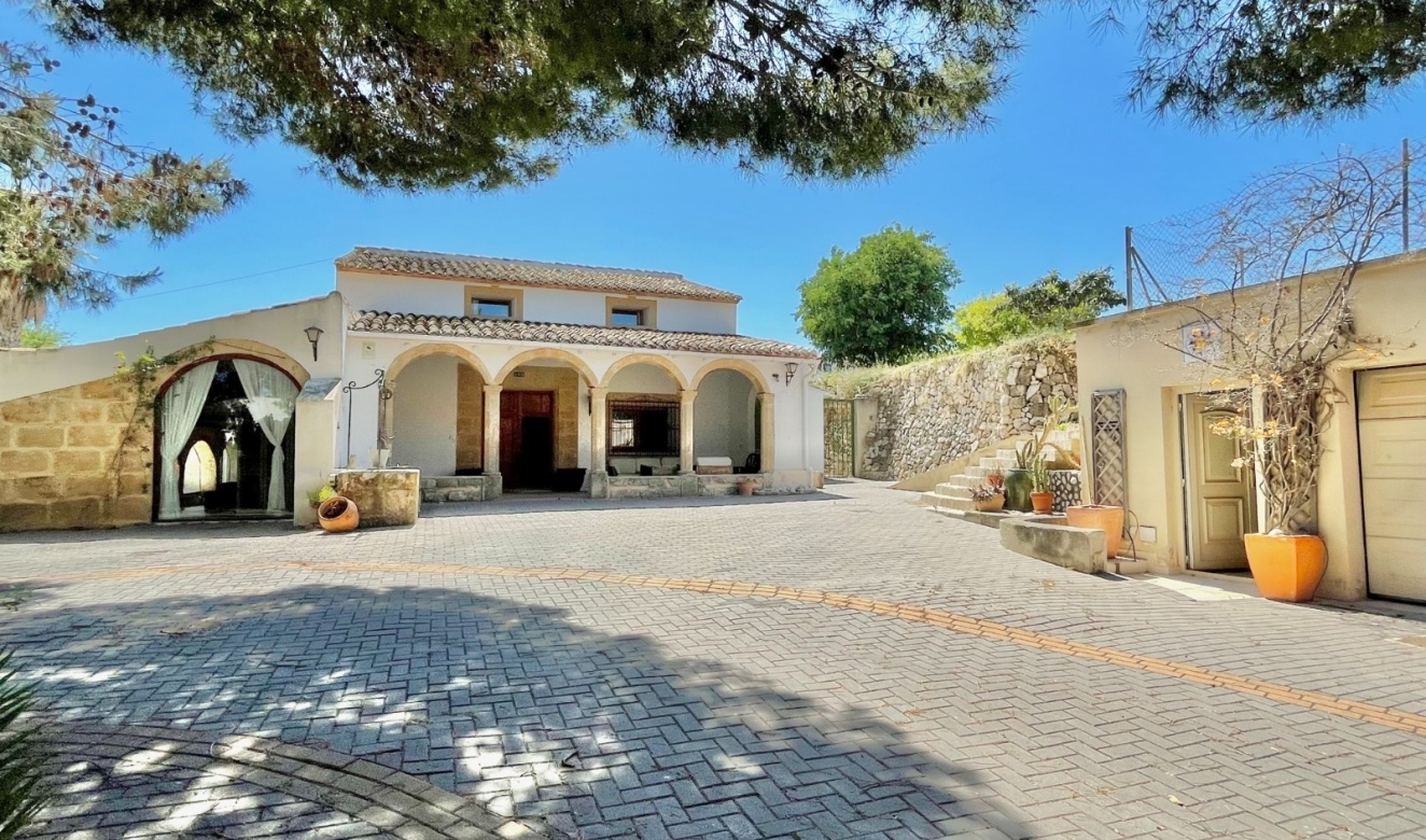 Reventas - Villas - Chalets - Javea - Castellans