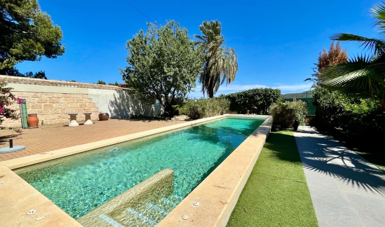 Reventas - Villas - Chalets - Javea - Castellans