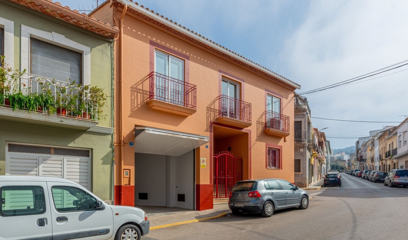 Resales - town_house - Pedreguer - Centro