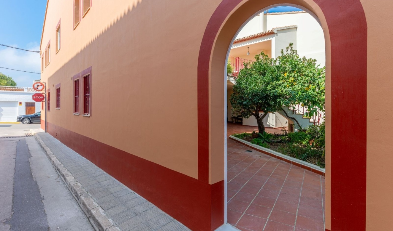 Resales - town_house - Pedreguer - Centro