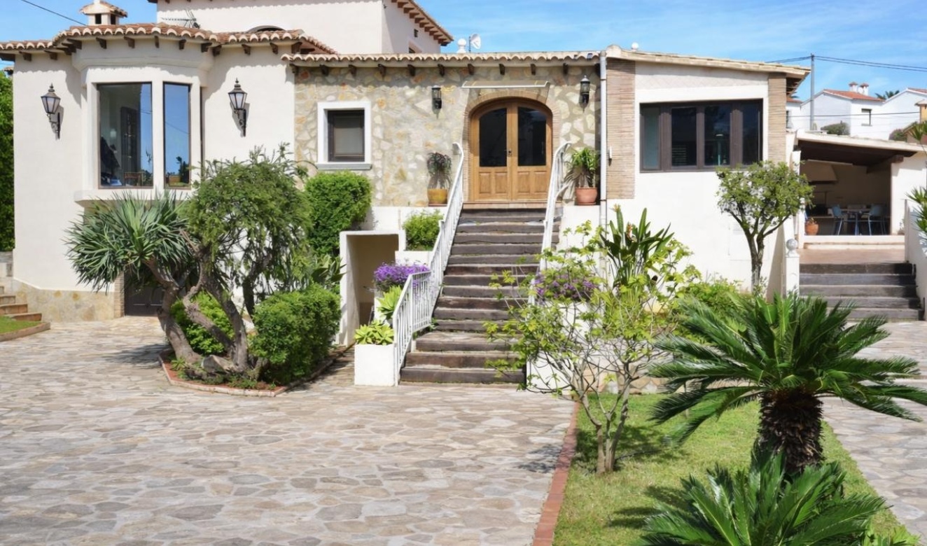 Liegenschaften - Villen - Denia