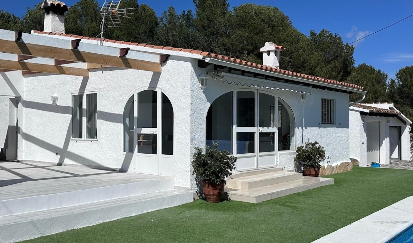 Reventas - Villas - Chalets - Moraira - La Sabatera