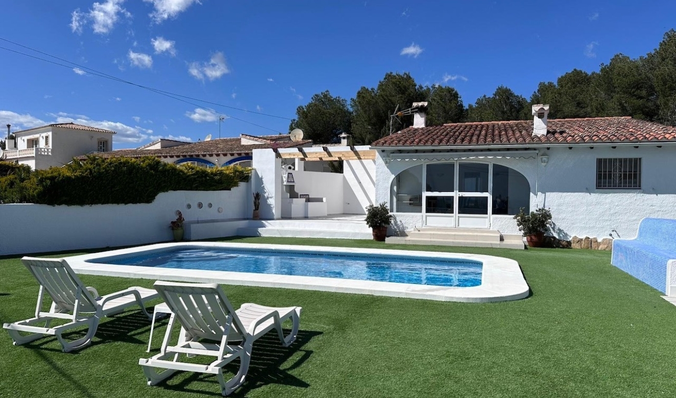 Reventas - Villas - Chalets - Moraira - La Sabatera
