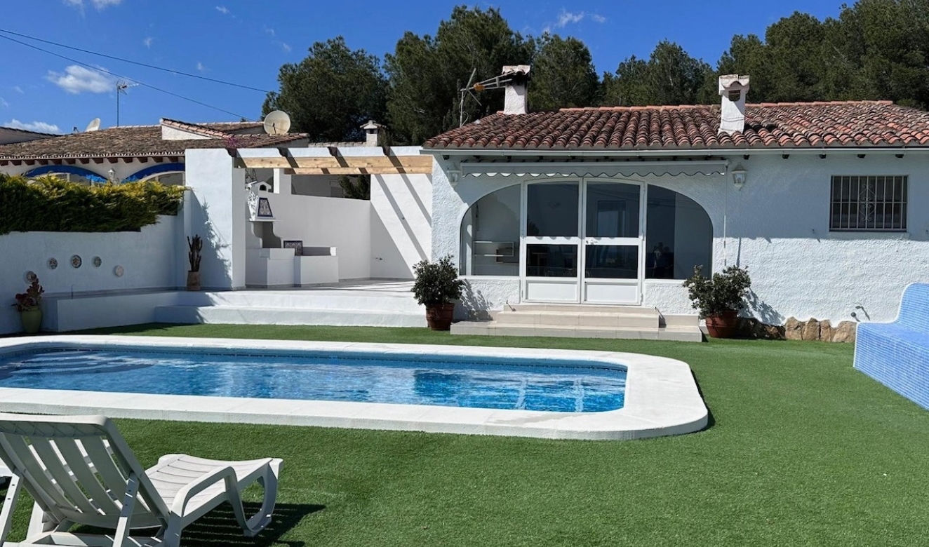 Reventas - Villas - Chalets - Moraira - La Sabatera