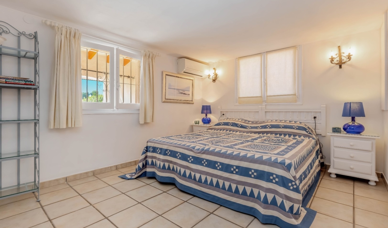 Reventas - Villas - Chalets - Moraira