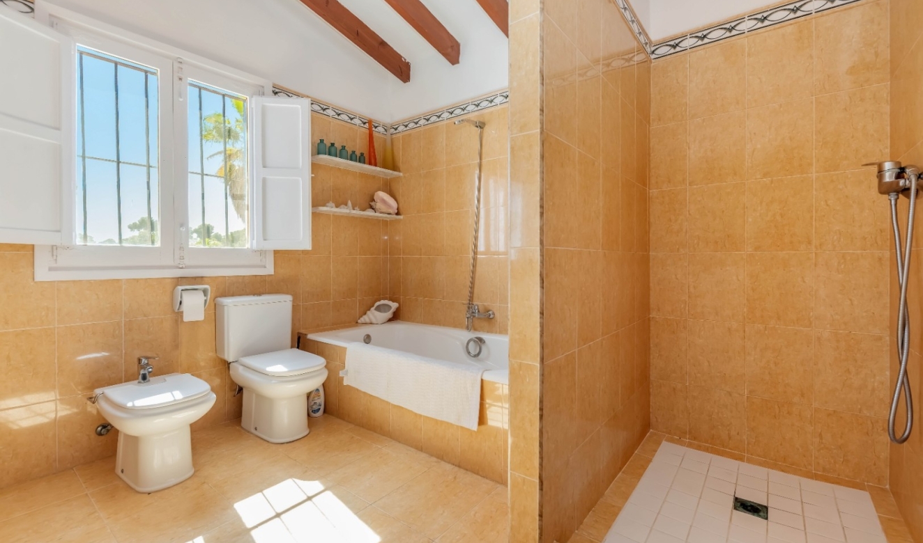 Reventas - Villas - Chalets - Moraira