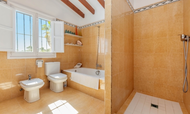 Reventas - Villas - Chalets - Moraira