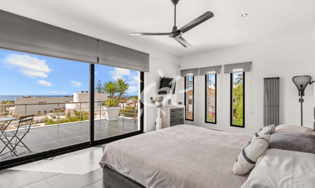 Resales - Villas - Moraira - Alicante