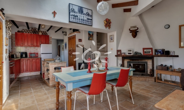 Resales - Country Houses - Fincas - Teulada - Teulada Centre