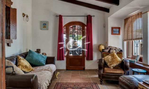 Resales - Country Houses - Fincas - Teulada - Teulada Centre