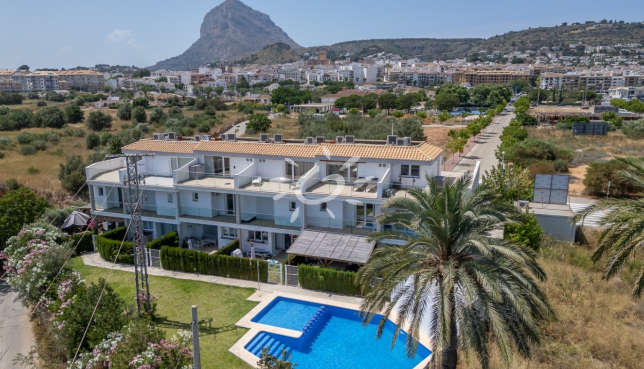 Reventas - Casas de Pueblo - Bungalows - Adosados - Javea