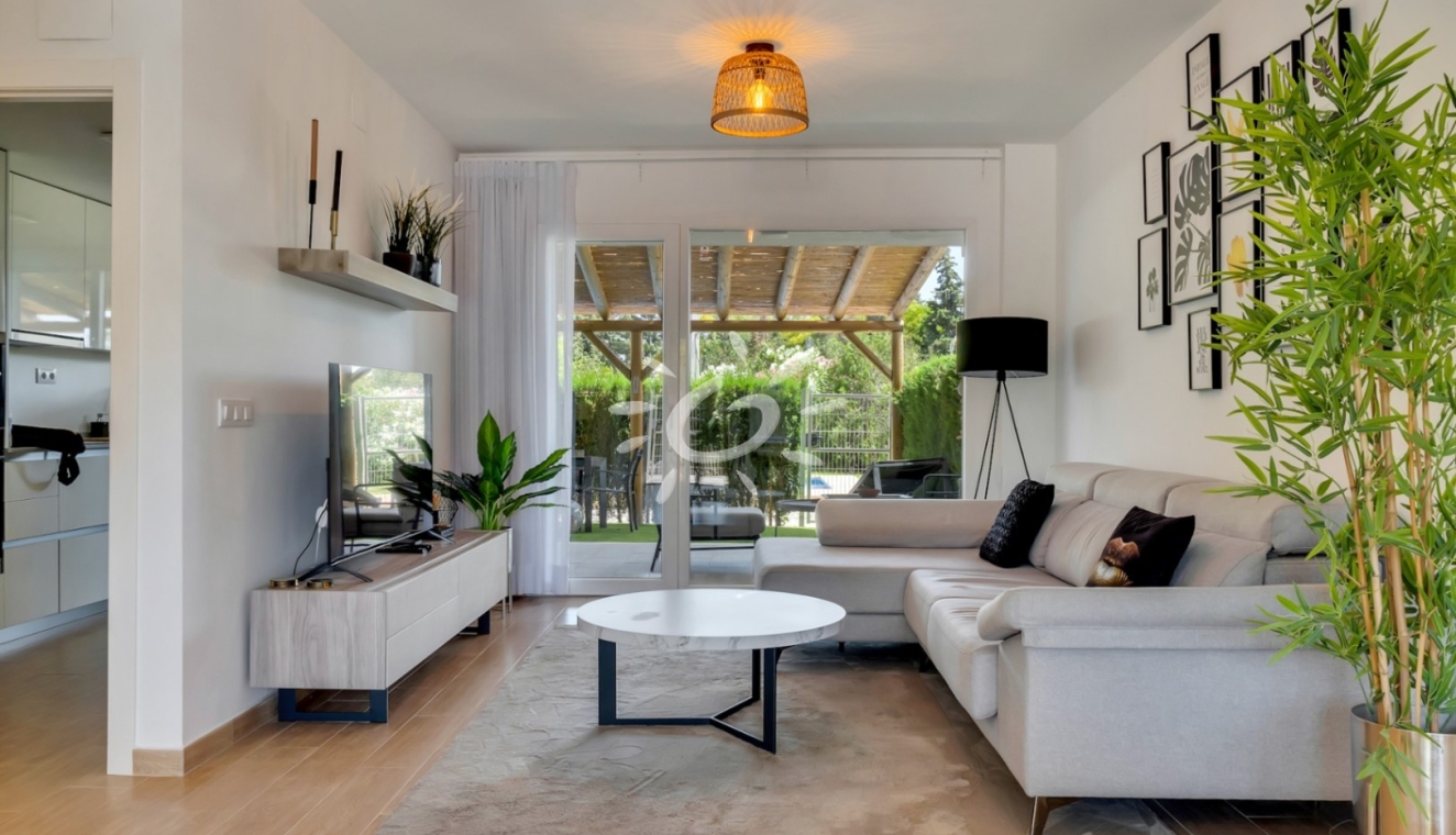 Reventas - Casas de Pueblo - Bungalows - Adosados - Javea