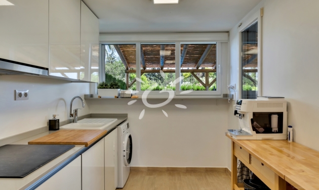 Reventas - Casas de Pueblo - Bungalows - Adosados - Javea