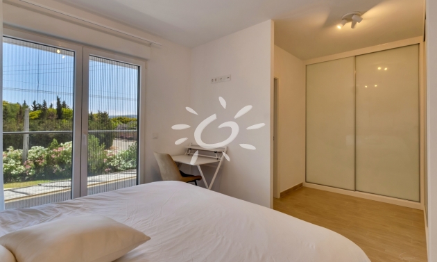 Reventas - Casas de Pueblo - Bungalows - Adosados - Javea