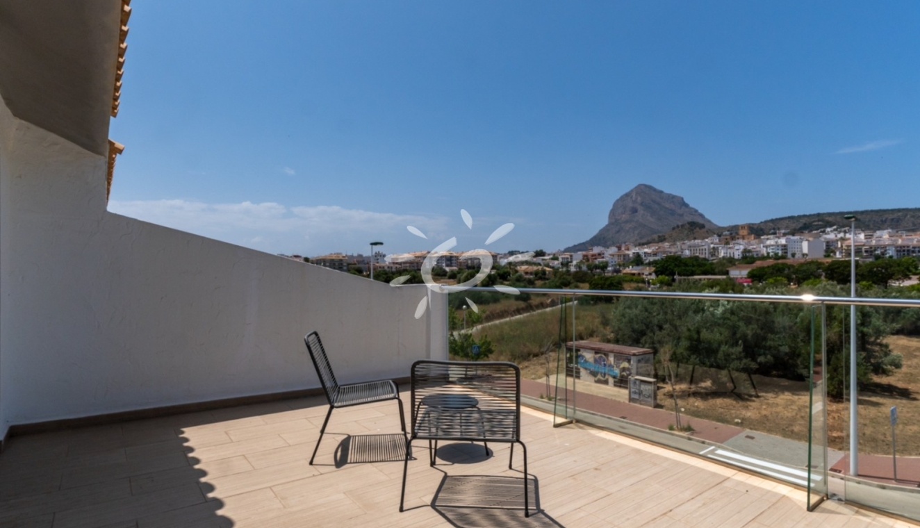 Reventas - Casas de Pueblo - Bungalows - Adosados - Javea