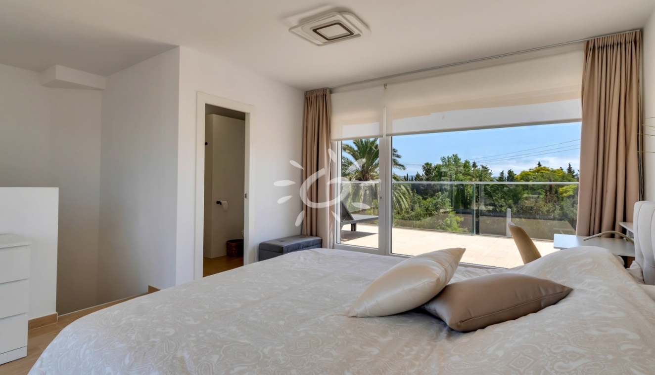 Reventas - Casas de Pueblo - Bungalows - Adosados - Javea