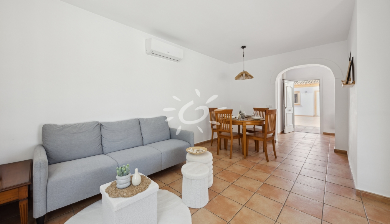Reventas - Casas de Pueblo - Bungalows - Adosados - Jávea / Xàbia - La Granadella  - Costa Nova
