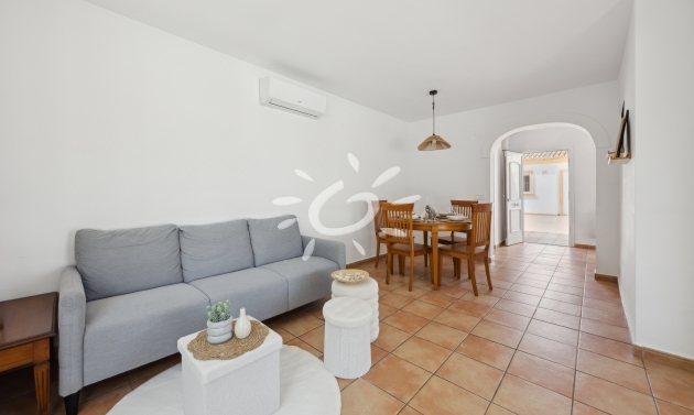 Reventas - Casas de Pueblo - Bungalows - Adosados - Jávea / Xàbia - La Granadella  - Costa Nova