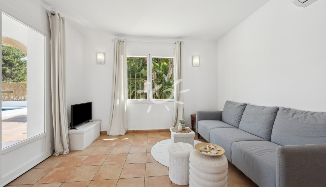 Reventas - Casas de Pueblo - Bungalows - Adosados - Jávea / Xàbia - La Granadella  - Costa Nova