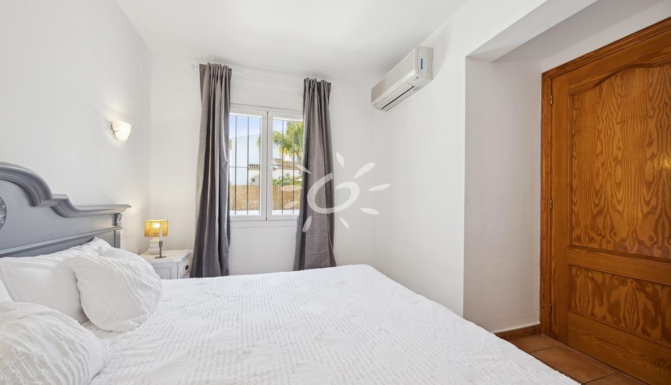 Reventas - Casas de Pueblo - Bungalows - Adosados - Jávea / Xàbia - La Granadella  - Costa Nova