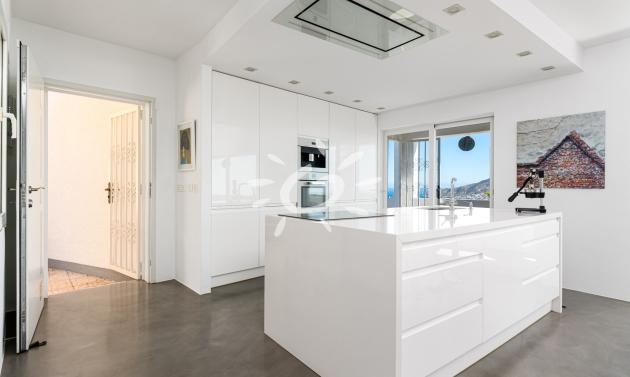 Reventas - Villas - Chalets - L'Alfàs del Pi - Escandinavia - Cautivador