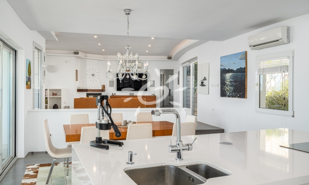 Reventas - Villas - Chalets - L'Alfàs del Pi - Escandinavia - Cautivador