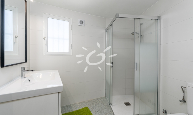 Reventas - Villas - Chalets - L'Alfàs del Pi - Escandinavia - Cautivador