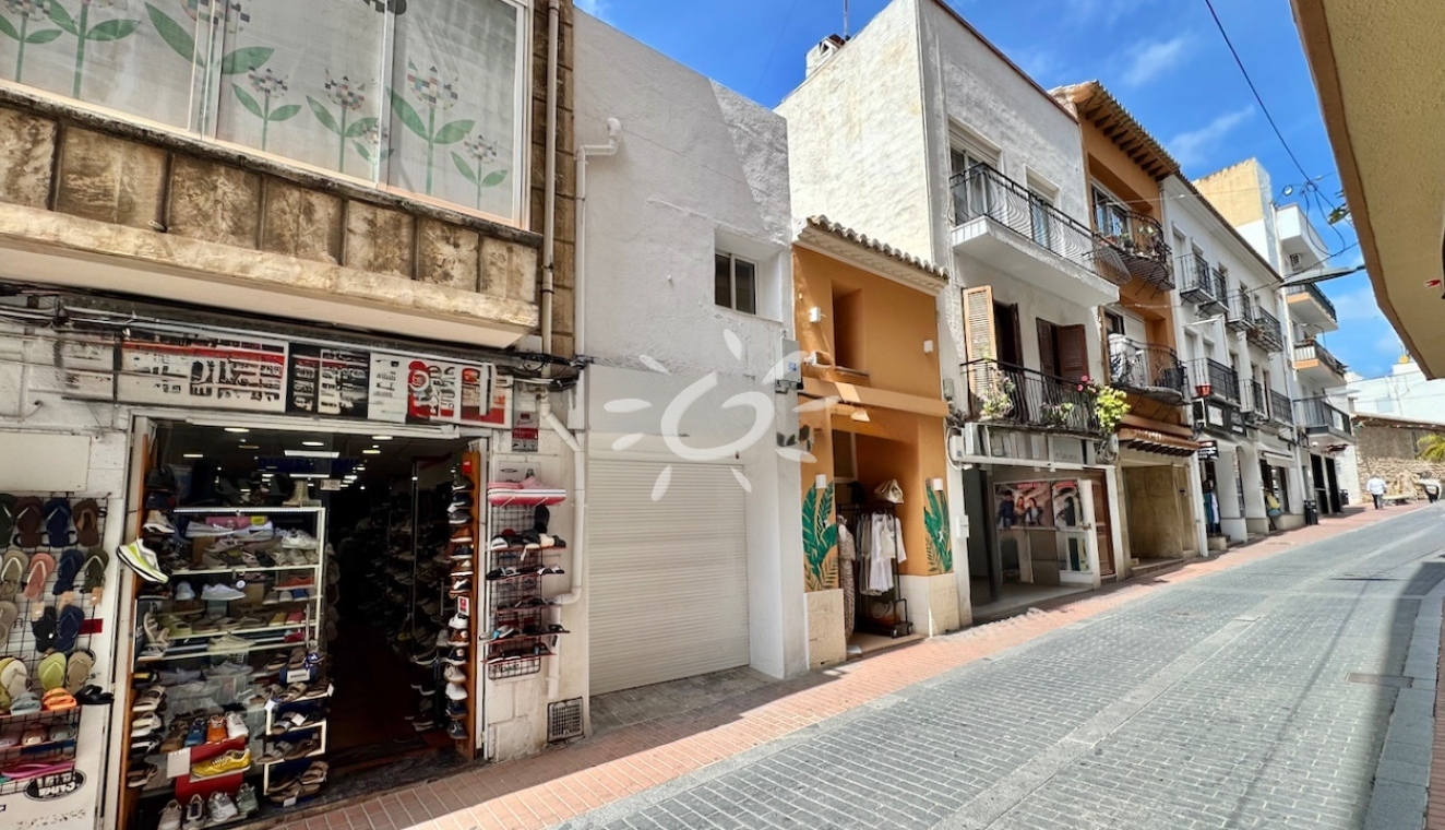 Reventas - Local Comercial - Moraira - Casco Urbano