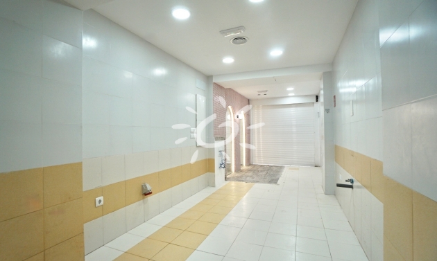 Reventas - Local Comercial - Moraira - Casco Urbano