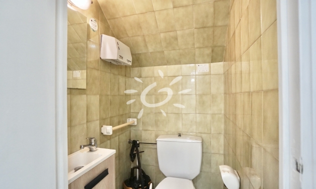 Reventas - Local Comercial - Moraira - Casco Urbano