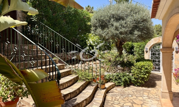 Bestaande woningen - Villas - Javea
